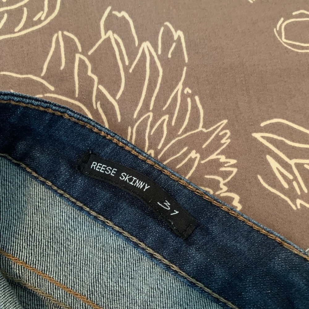 William Rast Jeans - Picture 2 of 2